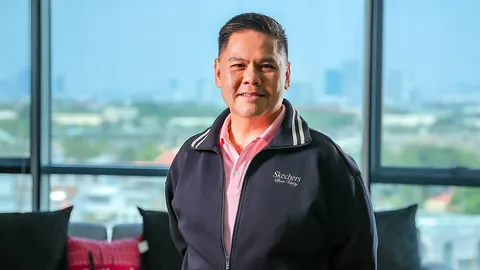 "ลูกท็อป" ขอขมาลา "เตี่ยบรรหาร" ยกทีมย้ายพรรคไปภูมิใจไทย "ขิง-เฮ้ง" ขนสมาชิกซบ