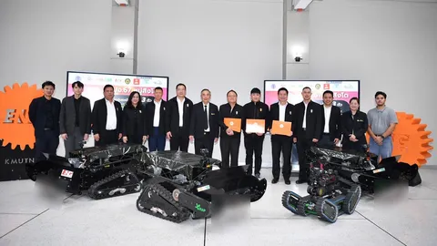 มจพ.ผนึก วปอ.67 หมู่สิงโต ส่งมอบหุ่นยนต์อัจฉริยะกวาดล้างทุ่นระเบิด 3 ตัว ให้กองกำลังสุรนารี