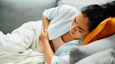 อาหารเป็นพิษ (Food Poisoning) ปวดท้อง อาเจียนหนัก ถ่ายเหลว อย่าปล่อยไว้