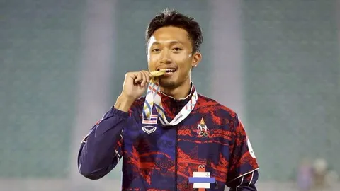  ไม่ยอมแพ้จนกระหึ่มเอเชีย! “เทพบิว” เปิดใจหลังสร้างตำนาน เหมา 3 ทอง ซีเกมส์ 2025