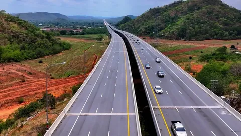 กรมทางหลวง เร่งก่อสร้างมอเตอร์เวย์สาย M6 ช่วงบางปะอิน-โคราช เปิดวิ่งฟรี 26 ธ.ค.นี้