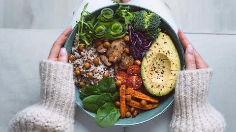 Plant-based Diet ดีจริงไหม เจาะลึกข้อดีและข้อควรระวัง ก่อนเปลี่ยนไลฟ์สไตล์การกิน