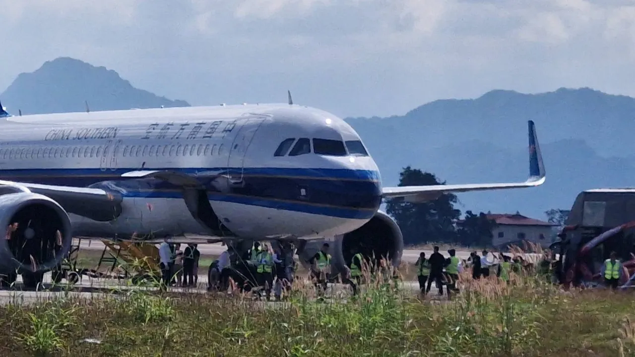 ส่งกลับอีกลอต "แก๊งจีนเทา" จากเมืองเคเคปาร์ค-ชเวโก๊กโก่ รวม 4 วัน จำนวน 937 คน