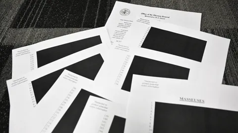 กระทรวงยุติธรรมสหรัฐฯ เริ่มเปิดแฟ้ม “เอปสตีน”ลดแรงกดดันการเมือง   