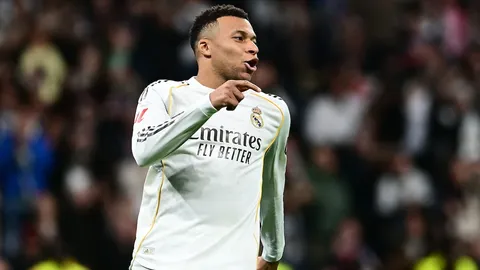 ผลบอล เรอัลมาดริด อัด เซบีย่า 10 คน ไล่จี้จ่าฝูง ลา ลีกา สเปน