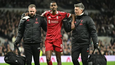 ข่าวดีในข่าวข่าวร้าย! สื่อสายหงส์เผยอาการบาดเจ็บ อิซัค หลังเกมบุกชนะสเปอร์ส