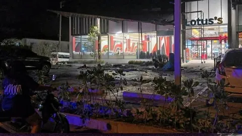 ท่อระบายน้ำมรณะบึมดับ 1 สาหัส 1 คาดสะเก็ดไฟร่วงใส่ "ก๊าซไข่เน่า" ที่ตกค้าง