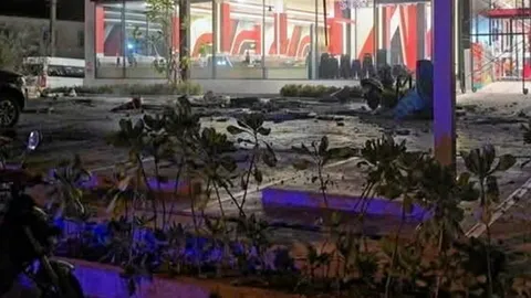 ท่อระบายน้ำมรณะบึมดับ 1 สาหัส 1 คาดสะเก็ดไฟร่วงใส่ "ก๊าซไข่เน่า" ที่ตกค้าง