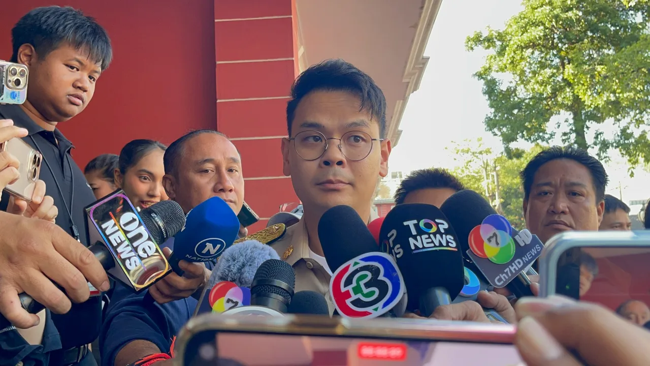 รมว.ดีอี เผยมีนักการเมือง 1-2 คน เอี่ยว MOU กระทรวงดีอี-บ.สิงคโปร์ ปมสแกนม่านตา 