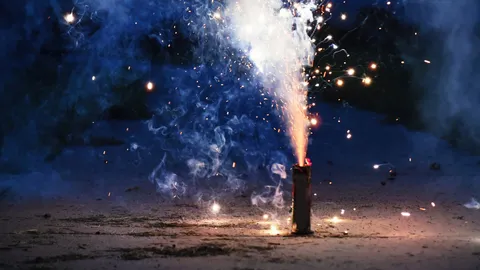 ไขข้อสงสัย "ปีใหม่ 2569" จุดพลุได้ไหม เช็กให้ชัวร์ ฝ่าฝืนโดนปรับ