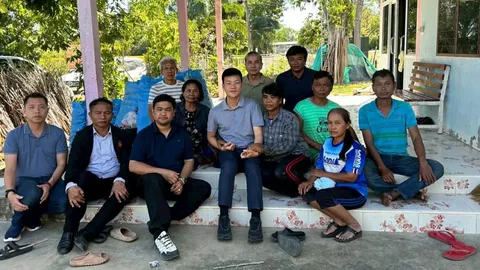 “เท้ง ณัฐพงษ์” เยี่ยมครอบครัวพลทหารเทอดศักดิ์ จี้รัฐบาลเยียวยา 4 ประเด็น