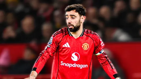 เอาแล้ว "แมนยู" เจอข่าวร้ายทันที หลัง "บรูโน่" เจ็บส่อพักนาน เผยสาเหตุผีจะเสียหายหนัก