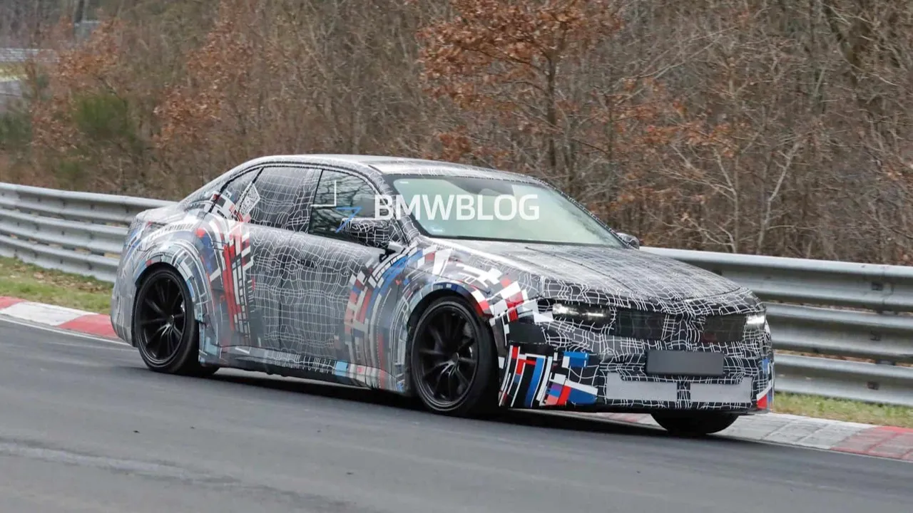 4 มอเตอร์ 1,000 แรงม้า BMW M3 ELECTRIC