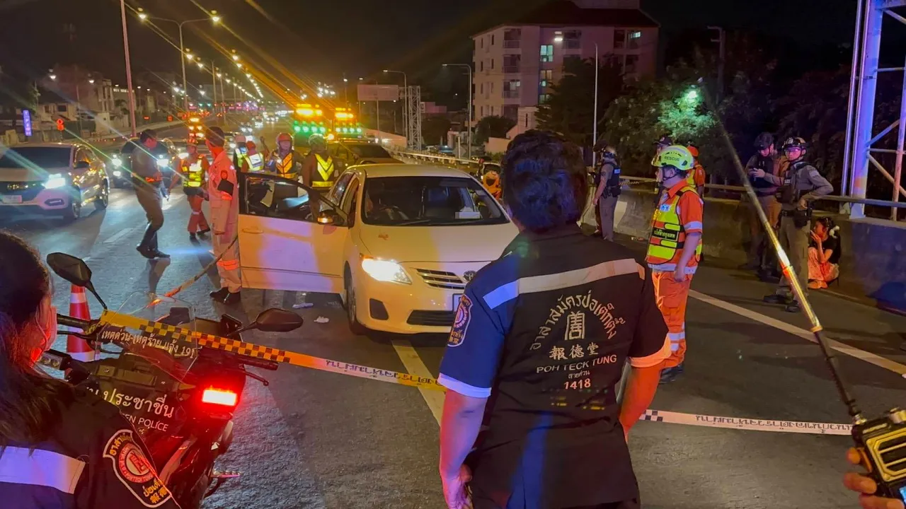 พบชายถูกยิงเสียชีวิตภายในรถเก๋ง บนทางพิเศษศรีรัช ตำรวจเร่งสอบสวนหาสาเหตุ