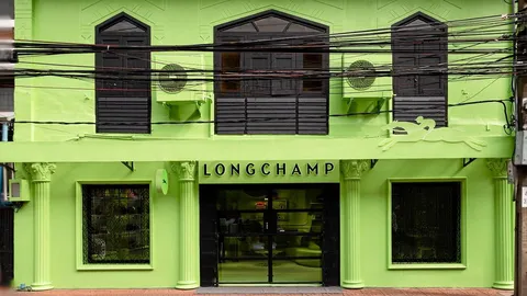 Longchamp ส่งท้ายปี ผ่านกรีน ป๊อปอัป ทรงวาด