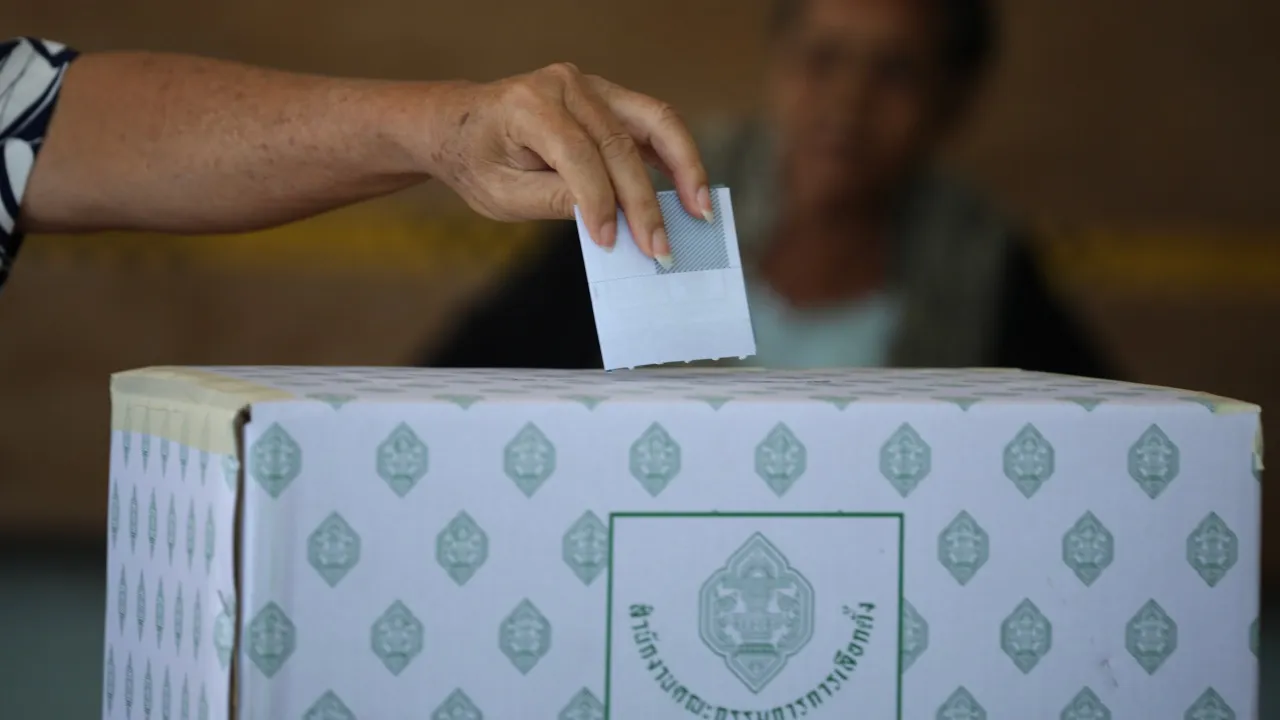 ไทยรัฐออนไลน์ชวนคนไทยส่งเสียงถึงรัฐบาลใหม่ อยากเห็นประเทศไทยเป็นแบบไหน หลังเลือกตั้ง 69