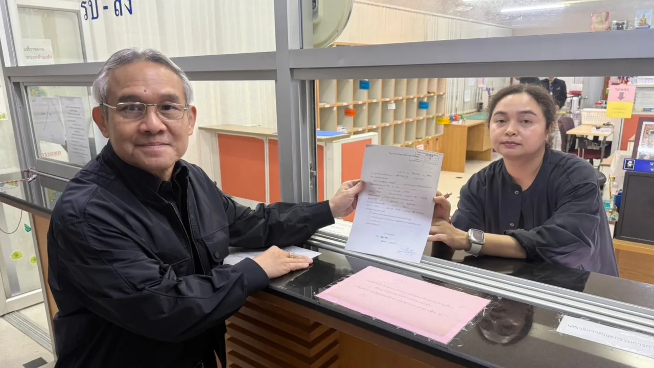 “สุรเดช ยะสวัสดิ์” ลาพรรคพลังประชารัฐอีกคน หลัง “บิ๊กป้อม” จ่อวางมือ ยันแยกกันด้วยดี