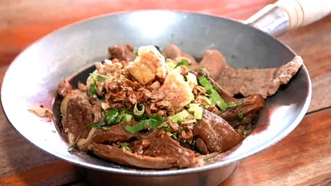 "ร้านเจ๊กรรณ" เนื้อตุ๋น-หมูตุ๋น รสนัวด้วยเต้าหู้ยี้