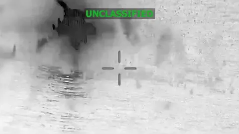 สหรัฐฯ เปิดฉากถล่มเรือขนยาเสพติดในมหาสมุทรแปซิฟิก ดับ 2 ราย