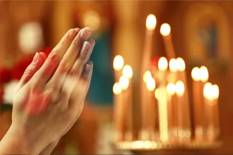 รวมลิงก์ “สวดมนต์ข้ามปีออนไลน์ 2569” เสริมสิริมงคลรับปีใหม่ อยู่ที่ไหนก็ได้บุญ