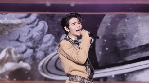 เจฟ ซาเตอร์ สร้างโมเมนต์สะกดใจ บนเวทีสุดยิ่งใหญ่ Amazing Thailand Countdown 2026 ณ ICONSIAM