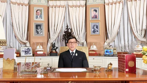 “ในหลวง” พระราชทาน พรปีใหม่-บัตรอวยพร 