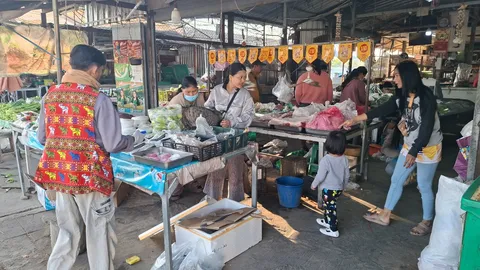 ชายแดนสุรินทร์ฉลองปีใหม่แบบระวังตัว พร้อมอพยพตลอดเวลา แม้ไร้เสียงปืน 5 วัน