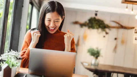 เจาะเทรนด์ 2026 กับ 5 ไอเดียอาชีพเสริมสร้างรายได้ เปลี่ยนทักษะให้เป็นเงิน