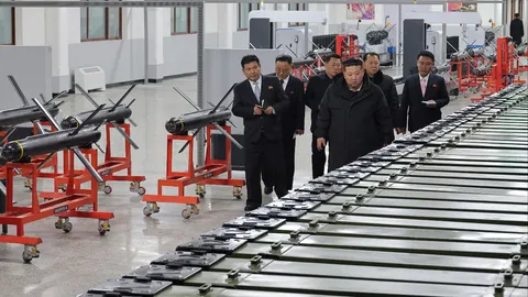 เกาหลีเหนือทดสอบขีปนาวุธไฮเปอร์โซนิก คิม จองอึน ประกาศพร้อมทำสงคราม