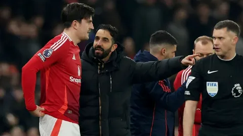 ไม่มีอ้อมค้อม "แม็คไกวร์" โพสต์ตรงๆ ถึง อโมริม หลังโดน แมนยู ปลดพ้นกุนซือ