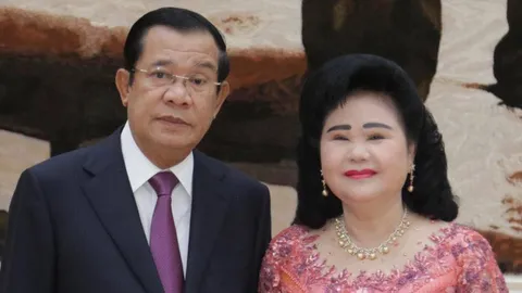 "ฮุนเซน–บุนรานี” ฉลองครบรอบแต่งงาน 50 ปี หวานชื่น เผยรักฝ่าขุมนรกเขมรแดงไม่เคยทิ้งกัน