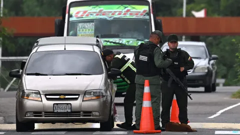 เวเนซุเอลาเผยมีจนท.ความมั่นคงดับ 24 นาย จากการโจมตีของสหรัฐฯ ชี้อาจเข้าข่ายอาชญากรรมสงคราม