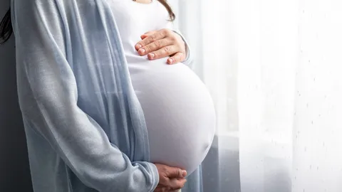 ​สาวท้อง 8 เดือน เตรียมยื่น ศธ. สอบวินัย "ครูบี๋" เป็นของขวัญให้ลูกในท้อง