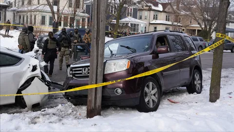 เจ้าหน้าที่ ICE สหรัฐฯ ยิงผู้หญิงดับในมินนีแอโพลิส อ้างพยายามขับรถชน จนท.