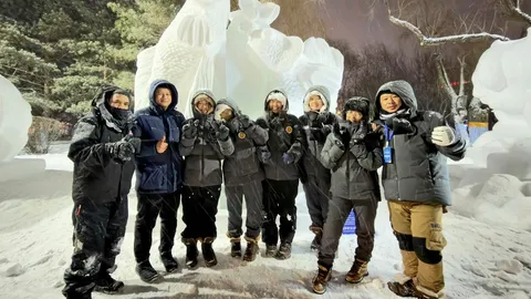 เด็กอาชีวะไทยแชมป์ แข่งแกะสลัก "นํ้าแข็ง" พ่วง 2-3 เมืองฮาร์บิน ประเทศจีน