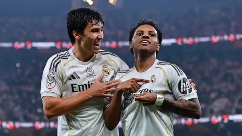 ผลบอลวันนี้ เรอัลมาดริด เบียดเฉือน แอตมาดริด เข้าชิงฯ สแปนิช ซูเปอร์คัพ