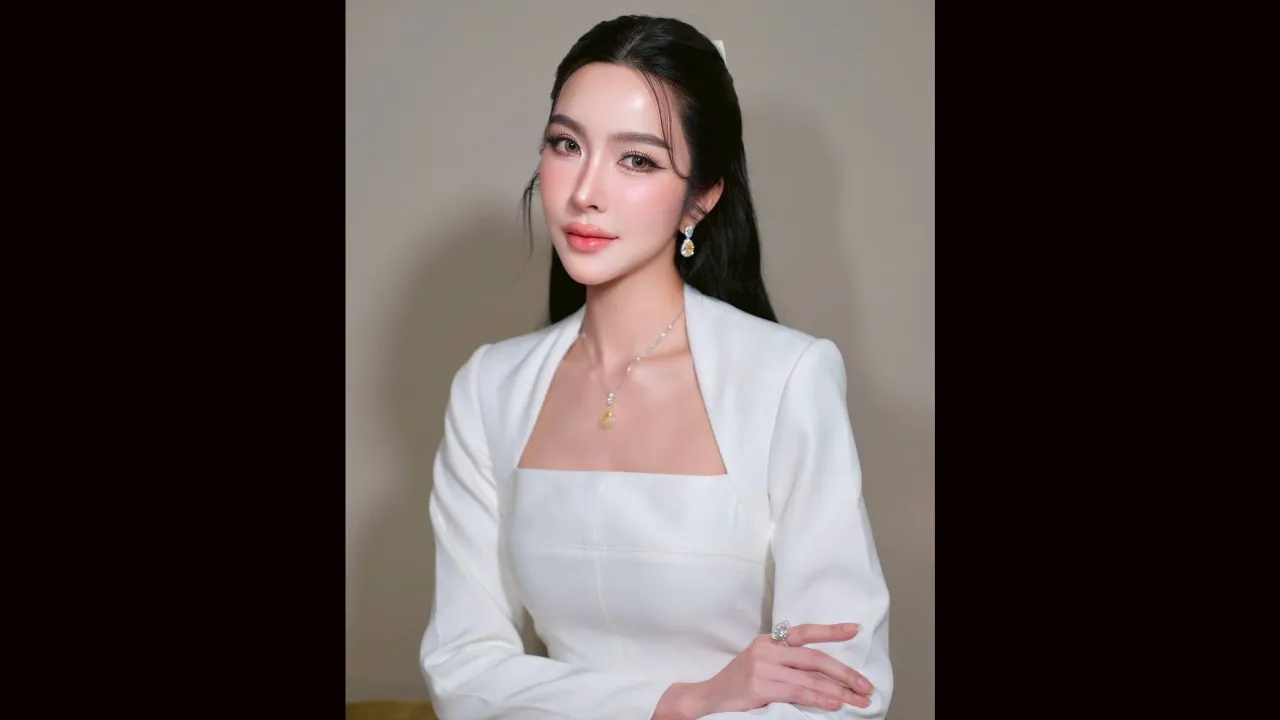 ไฮโซม่านฟ้า สวยและเก่ง กับบทบาทที่คนต่างชื่นชม