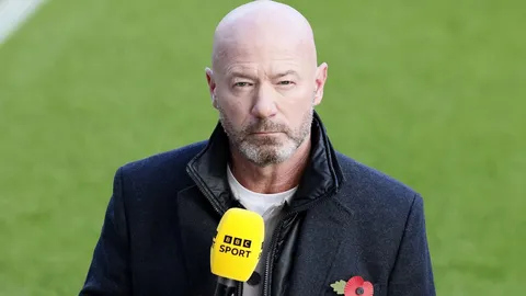 เห็นด้วยหรือไม่ "เชียเรอร์" หล่นความเห็น "แมนยู" อาจตั้ง "โซลชาร์" คุมทีมอีกครั้งแทน "อโมริม"