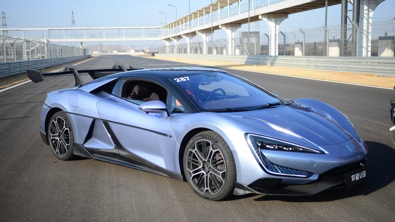 เล่าให้ฟังหลังขับ สัมผัสแรก ทดสอบ YangWang U9 Electric Hypercar