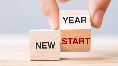 วันนี้ที่รอคอย 5 ราศีหมดเคราะห์ 100% หมอไก่ เผยชะตาเปลี่ยนรุ่งเรืองรุ่งโรจน์