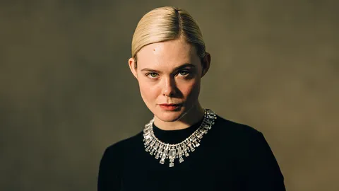 คาร์เทียร์ รังสรรค์สร้อยคอชั้นสูง อุทิศแด่นกยูงสัญลักษณ์แห่งความสง่างาม