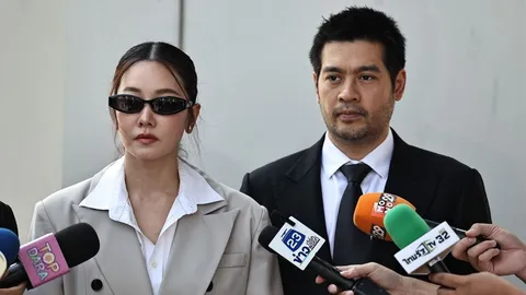 นุ่น-ต๊อด ขึ้นศาลอาญานัดแรก ไกล่เกลี่ยกรณีฟ้องหมอดูดัง รอฟังข้อเสนอจากจำเลย