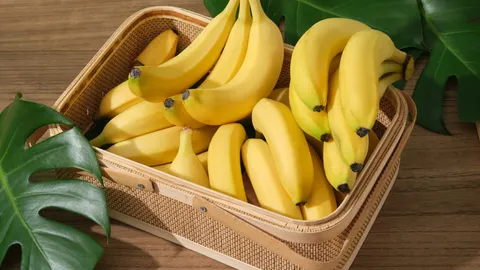 ห้ามกินกล้วยกับอะไร ลิสต์ 5 อาหารที่ควรเลี่ยงกินคู่กับกล้วย พร้อมสรุป ตอนท้องว่างกินกล้วยได้ไหม 