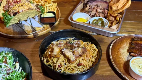 พาชิลล์ Underdog Micro Brewery อาหารสไตล์ American BBQ และคราฟต์เบียร์แห่งแรกในสมุทรปราการ