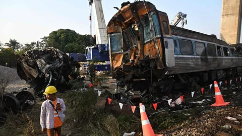 เผยตัวเลขเยียวยา เหตุเครนหล่นทับรถไฟ จ่ายญาติผู้เสียชีวิต รายละ 1.69 ล้าน