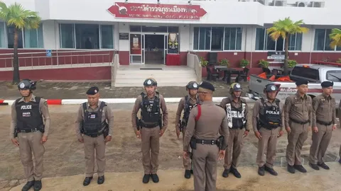 ผกก.สภ.เมืองพัทลุง ควักเงินส่วนตัวให้รางวัล ตำรวจจับกุมอาวุธปืน กระบอกละ 1,000 บาท