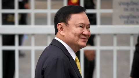 “ทักษิณ” ให้ทำตามระเบียบพักโทษ ทนายเชื่ออุทธรณ์คดีมาตรา 112 ไม่กระทบ