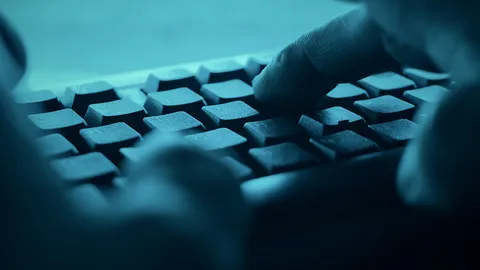 "ดีอี" จัดหนัก 3 เดือนปิดเว็บเถื่อน 2.2 แสนรายการ พนันออนไลน์พุ่งอันดับหนึ่ง