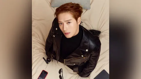 แจ็คสัน หวัง เปิดตัวเพลงใหม่ Sex God กลางรันเวย์แบรนด์หรูแฟชั่นวีค 2026 ที่ปารีส