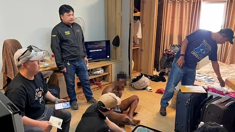 จับกลางเมืองทอง รังใหญ่โรแมนซ์สแกม 12 คนแก๊งไนจีเรีย ซ่องสุมในคอนโด พบเป็นขบวนการลวงสาวไทย